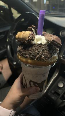 Kinder SMASHED Milkshake.