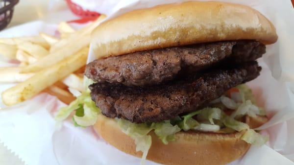 Jumbo Burger n fries