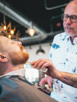 Urban Shave Dave gives a beard shaping.