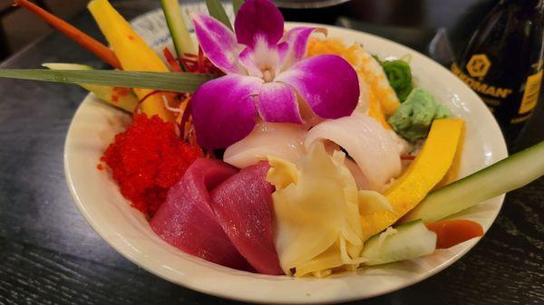 Chirashi bowl