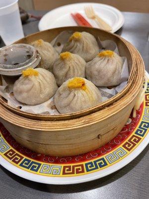 Crab and 6 Piece Pork Soup Dumplings