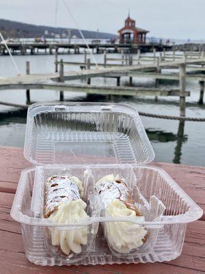 The best Cannoli that I ever had!