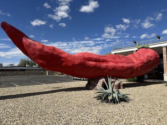 World's Largest Chile Pepper - 47 foot concrete red chile