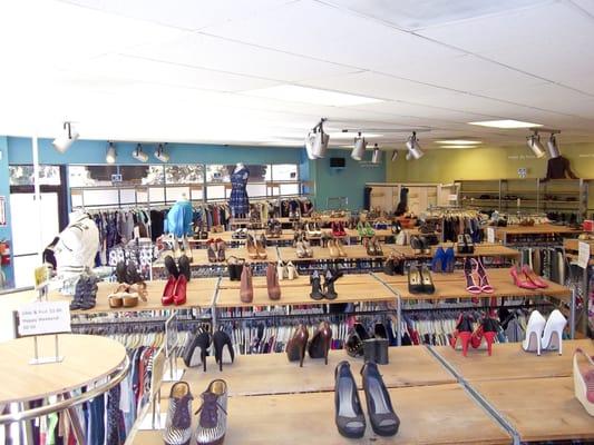 Buffalo Exchange Outlet Nogales Interior