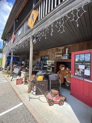 Two Sisters Trading Post