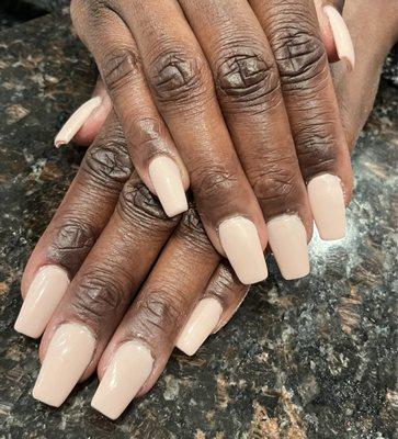 Nude nails