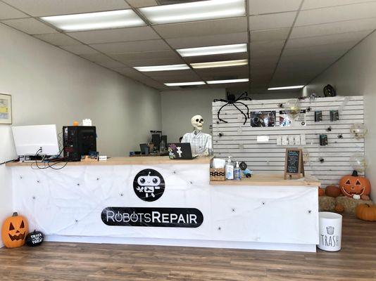 Robots Repair is here to fix your phone, laptop, and computer this Halloween in Placentia!