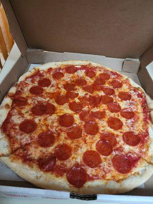 Large Pepperoni Pizza