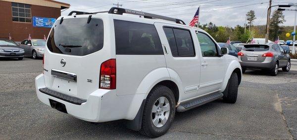 waoo 
 2007 Nissan pathfinder