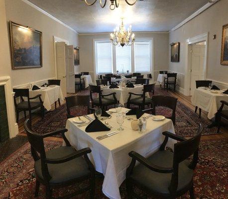 Delaware Room - casual dining