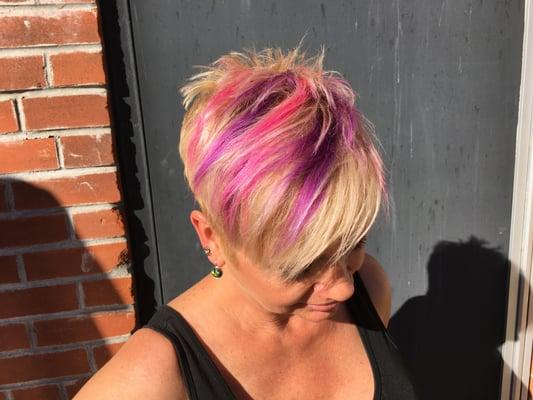 Cut and colors with Elumen by Mandi Shepard.