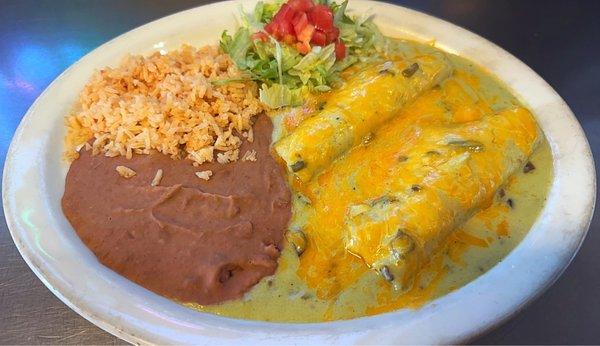 Green Chile Chicken Enchilada Platter