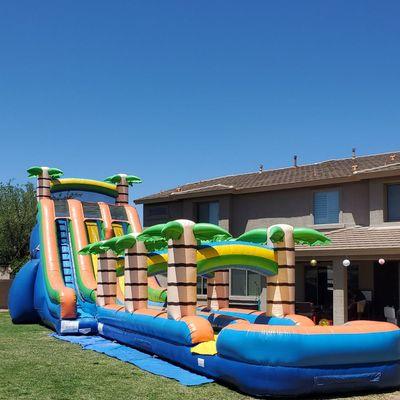 Its hot outside and waterslide season is here! Dont be bored at home get a waterslide for your backyard and have some fun!
www.radbounce.com