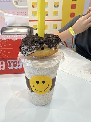 Cookie Dough SMASHED Milkshake.