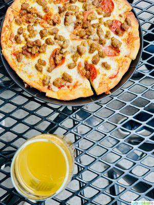 Taplandia Taphouse - pizza and beer