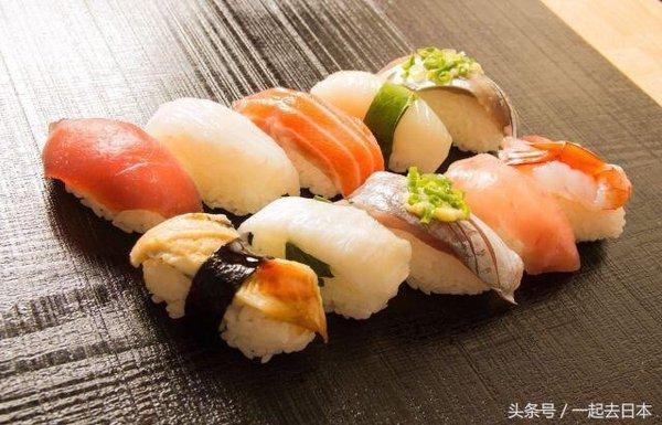 many fresh fish sushi