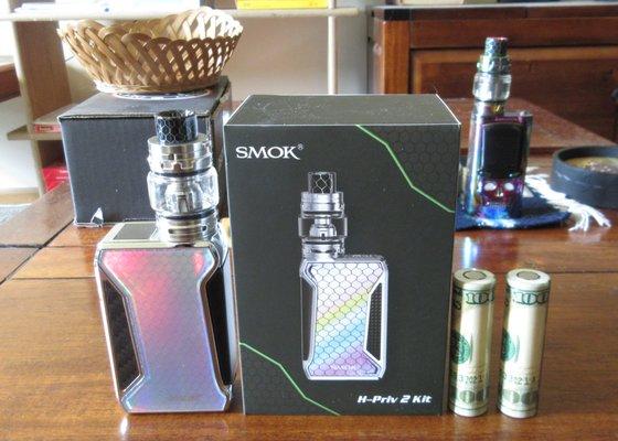 This is BEST Vape Store in Columbus hands down... Sold me the H-Priv II in Rainbow Prism... One of the Best Vaporizer Kits I have!!!