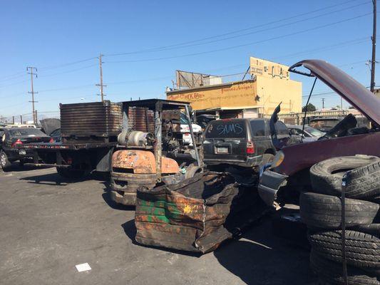 U-Pick Parts-Junk Cars Wanted