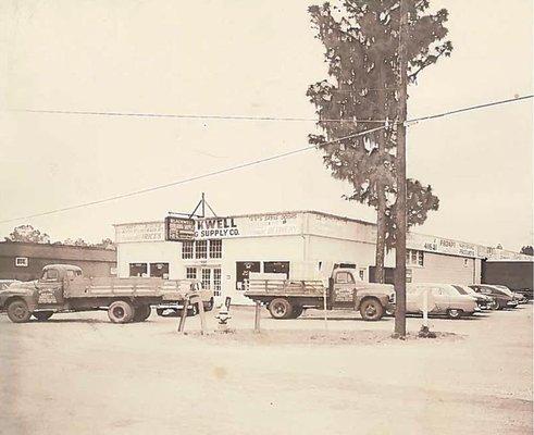 Blackwell Hardware Circa 1950s