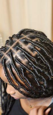 Medium faux locs