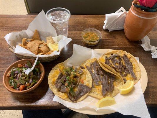 Tacos de cecina with nopales