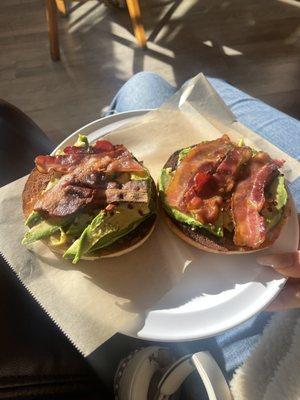 Avocado bagel with bacon