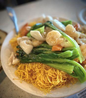 Seafood Chow Mein