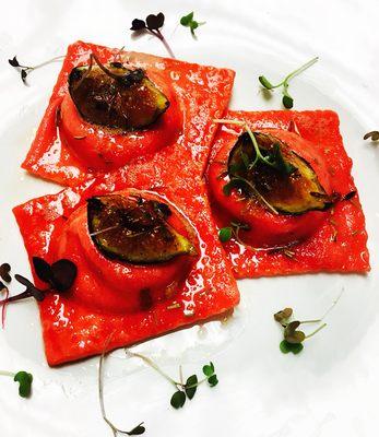 Cheese ravioli and fig