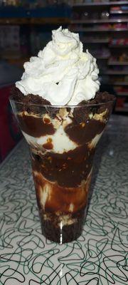 Yummy sundae!