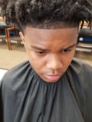 Tru Precision
TRU BLENDZ Barber Shop
1555 Cain Rd.
Fayetteville Barber
Book @ trublendzbarbershops.booksy..com