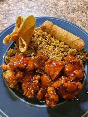 General Tso's Chicken Crab Rangoon Pork Egg Roll Fried rice