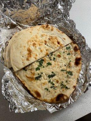 Plain Naan/Garlic Naan