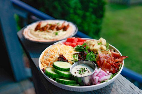 House salad and shrimp & grits.