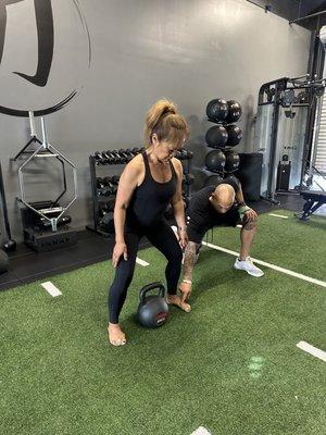 Foot engagement set up for KB deadlifts