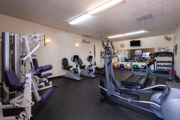 Well equipped fitness room