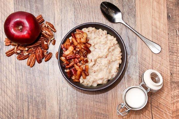 Apple Pecan Oatmeal