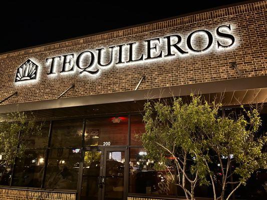 Exterior picture of Tequileros Kitchen & Craft Cocktails.