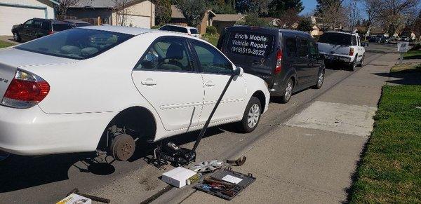 Get your brake shoes and brake drums replaced at the comfort of your own home!