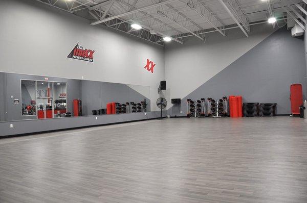 Maxx Fitness Clubzz Exton large Goup Training room