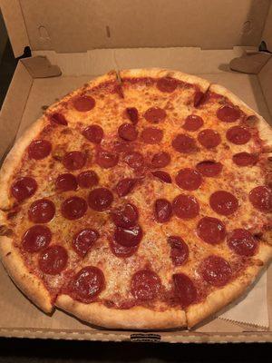 X-large pizza and pepperoni