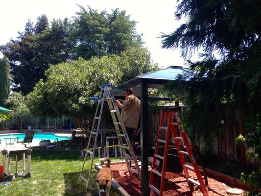 Bruce brought a lot of ladders and put it together himself. Perfectly.