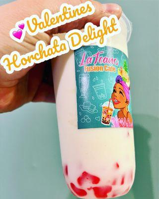 Our most popular Horchata Delight Smoothie with strawberry heart jellies