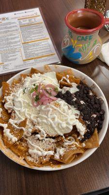 Chilaquiles Rojos, absolutamente deliciosos!!! Perfectly spicy !!