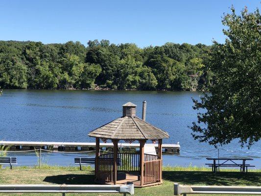 Connecticut River by the farmer market