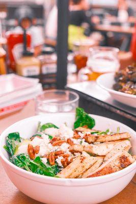 pear and blue cheese salad add chicken