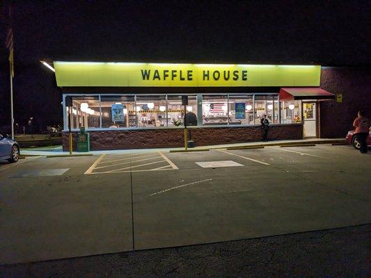 Waffle House at 5:00 am, Clayton