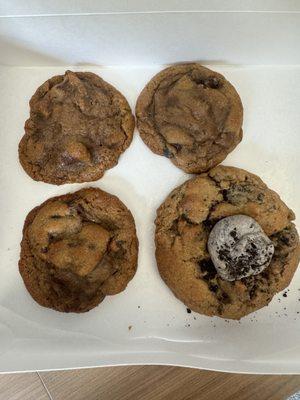 Mini chocolate chip cookies, large oreo milkshake cookie