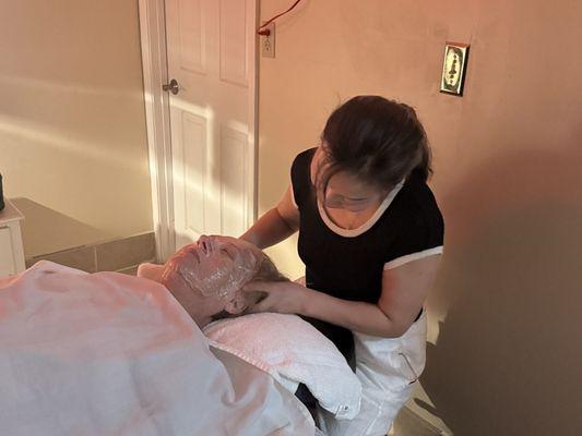 Upgraded massage with a face mask which includes a focused massage