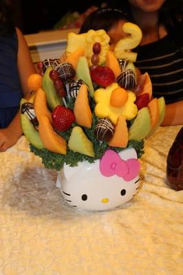 Hello Kitty Friendship Bouquet w/ chocolate dipped strawberries - AGE 2