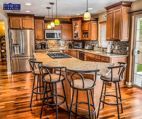 It is time to give your kitchen a new look by remodeling it. To learn more, contact us at (480) 447-0004.